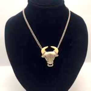Taurus 1970s Vintage Avon Zodiac Bull Face Pendant Necklace